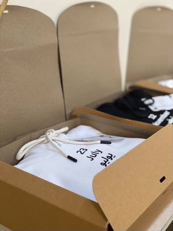 بوكس هودي بطباعة حسب الطلب